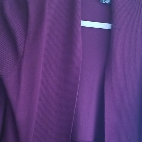 Sweater - Picture 3 of 3